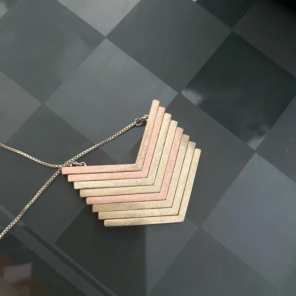 Madewell gold and rose gold tone arrow stack necklace - Picture 4 of 5